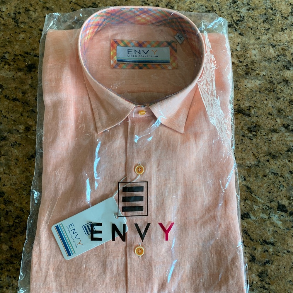 Men’s dress shirt